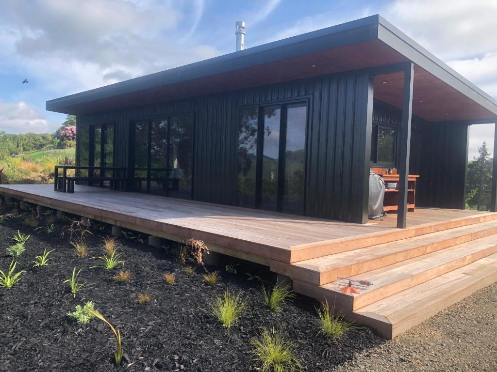 Whakaipo Bay Cabin Retreat Taupo