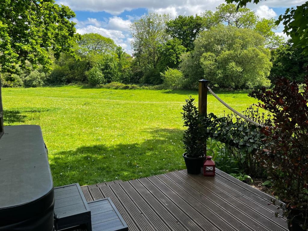 Lynbrook Cabin and Hot Tub, New Forest