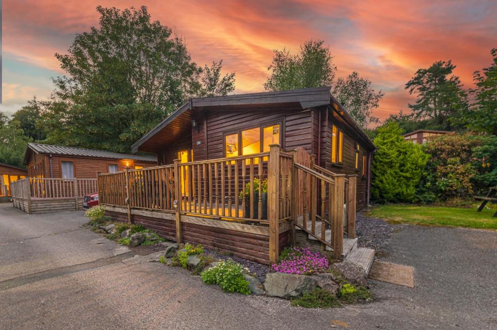 Bowness 45 - 2 bedroom Lake Windermere Lodge