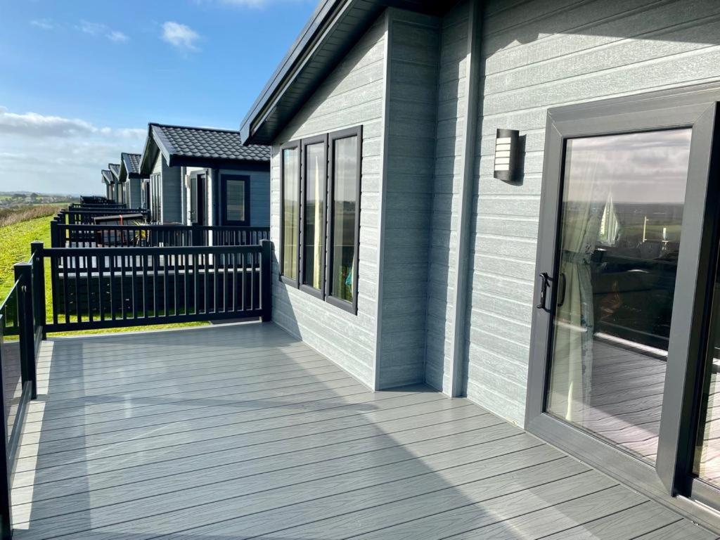 ELITE BLUE LUXURY 3 BEDROOM LODGE NEWQUAY, CORNWALL