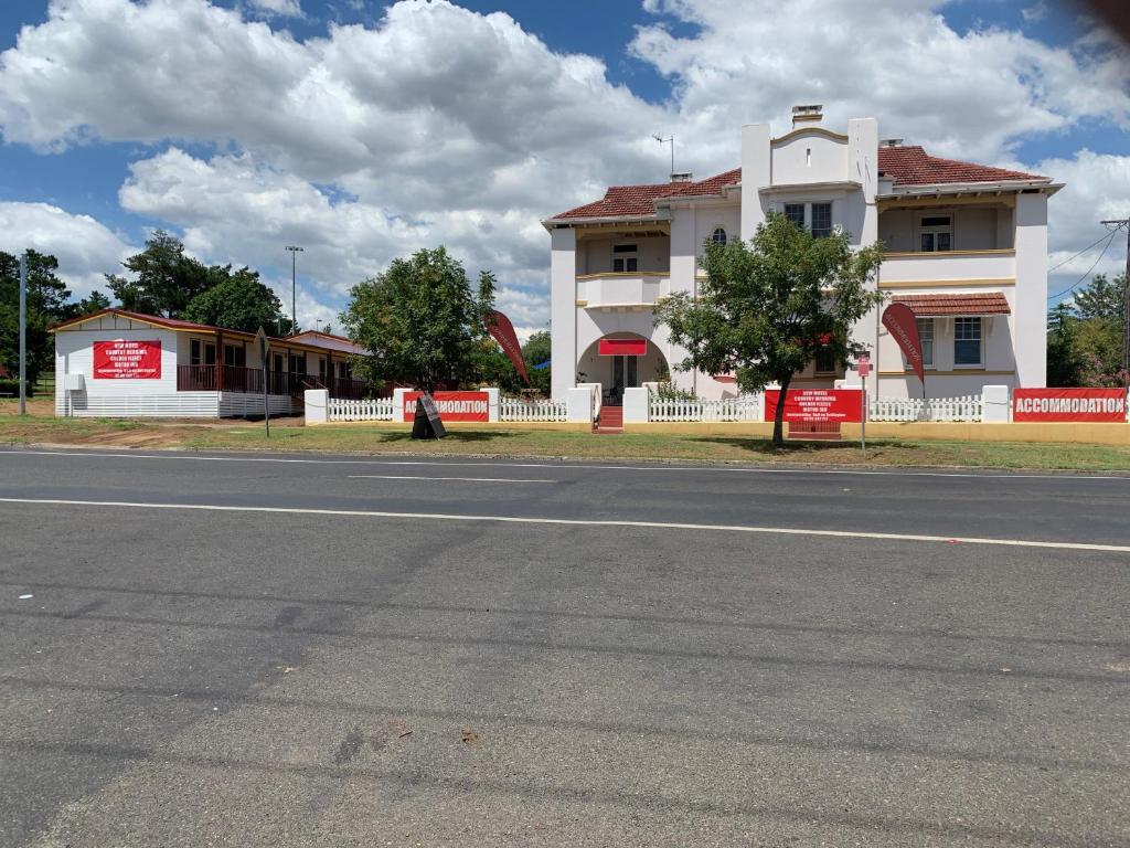 Merriwa Golden Fleece Motor Inn & Lodge