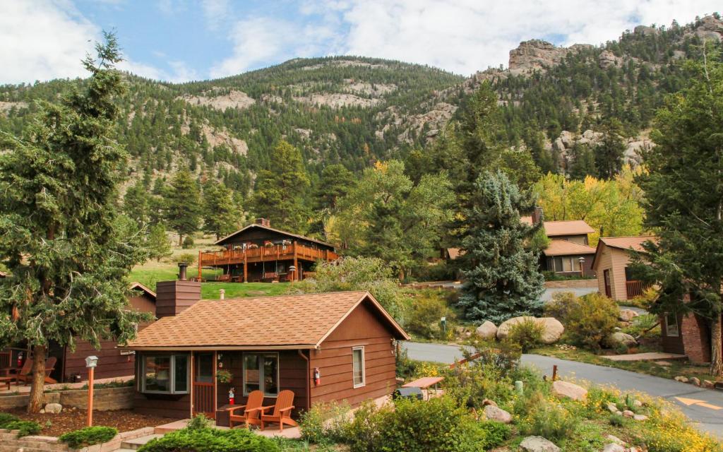 McGregor Mountain Lodge