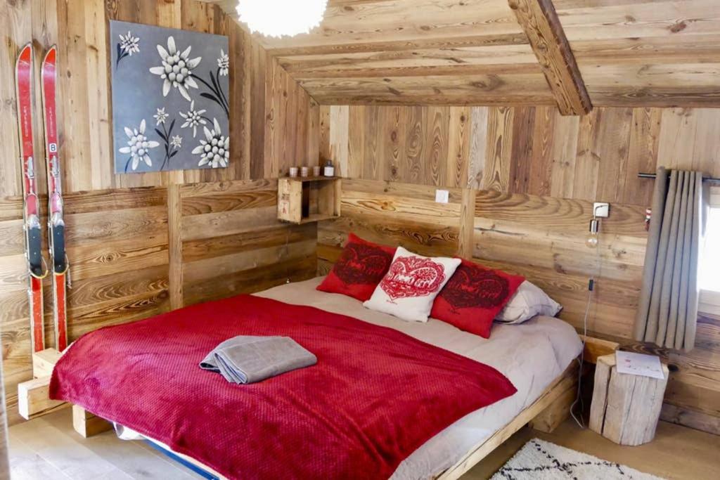 chalet coup de coeur+véhicule 4*4 ; 9 places à dispo