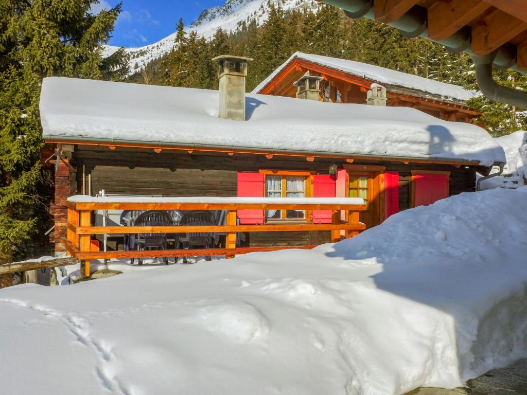 Chalet La Pive by Interhome