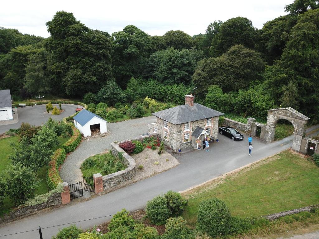 Cloverhill Gate Lodge