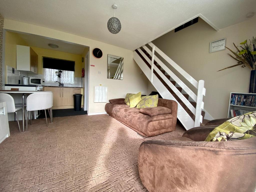 Cosy and Comfortable Holiday Chalet 10 minutes walk to the beach, Norfolk