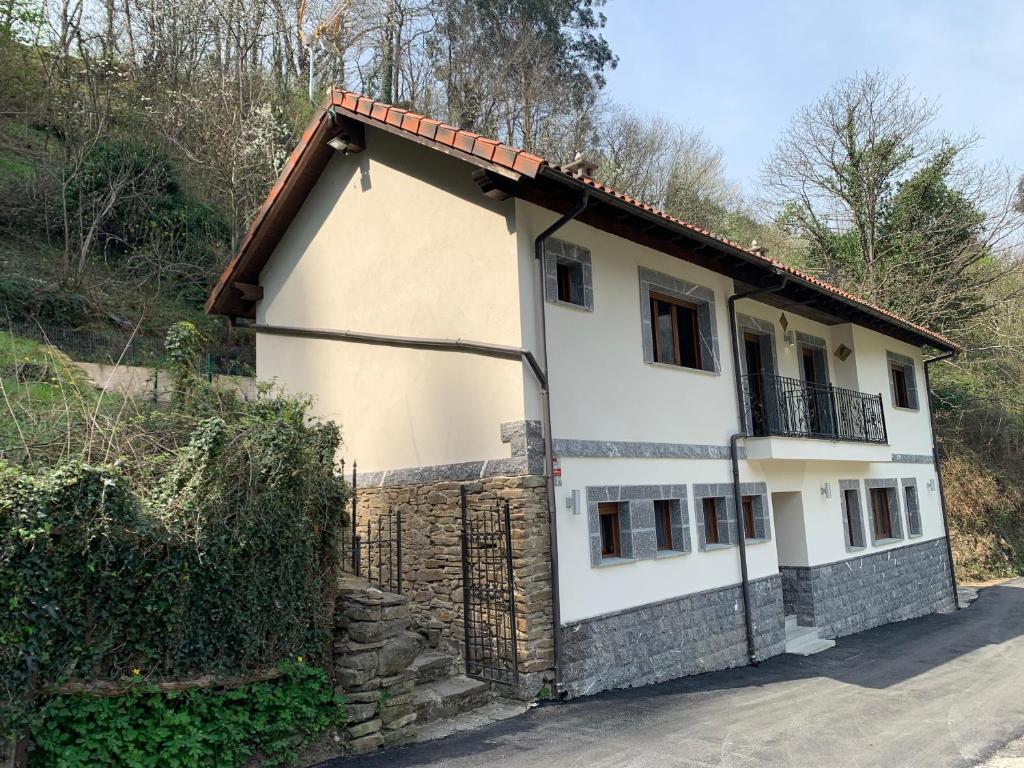 Casa Rural en Santa Cruz-Mieres