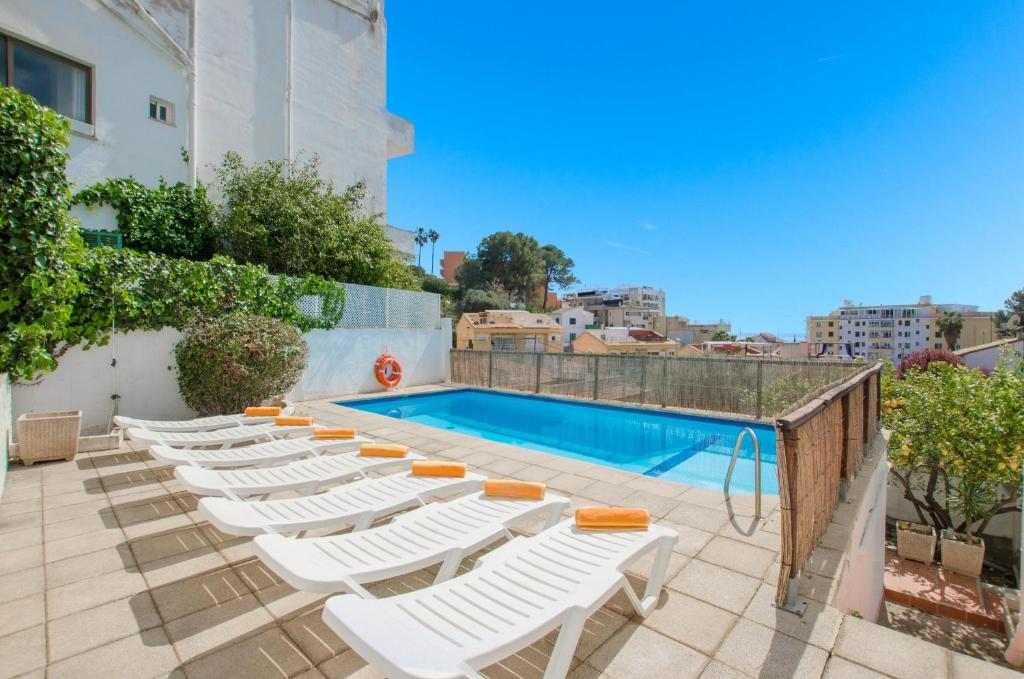 YourHouse Ca Na Salera, villa near Palma with private pool in a quiet neighbourhood