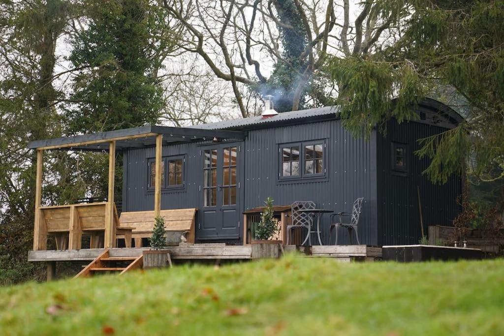 Shepherds Hut in countryside near Bath and Bristol